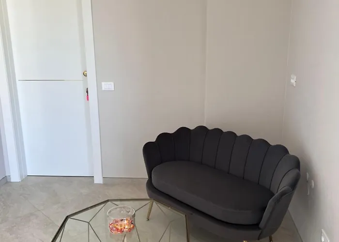 بيت ضيافة Emilia381 أنسولا ديليميليا