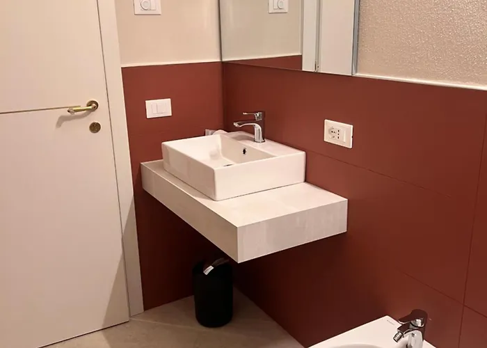 بيت ضيافة Emilia381 *