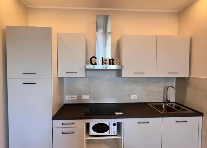 Emilia381 بيت ضيافة